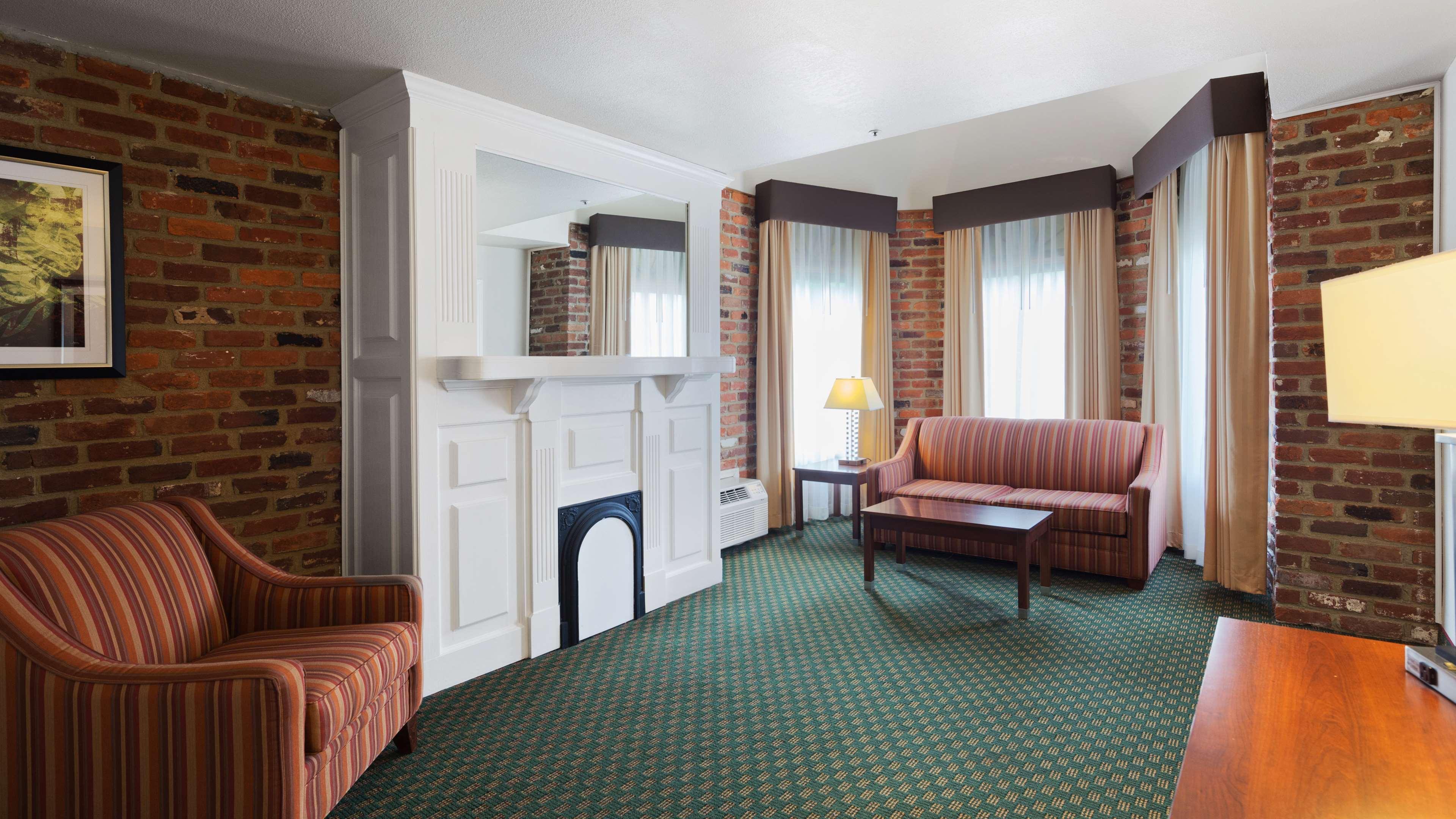 Best Western Plus Governor'S Inn Richmond Midlothian Exteriér fotografie